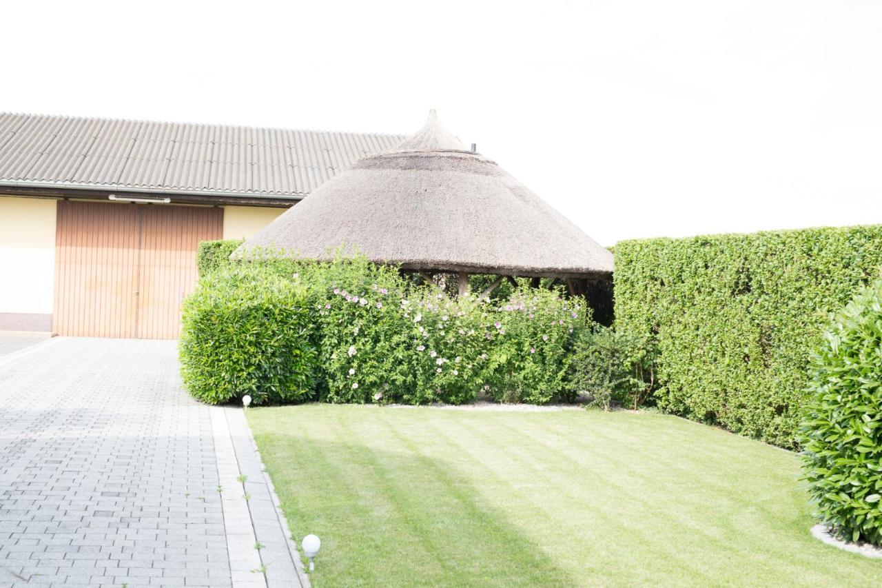 Gaestehaus Pusztablick イルミッツ エクステリア 写真